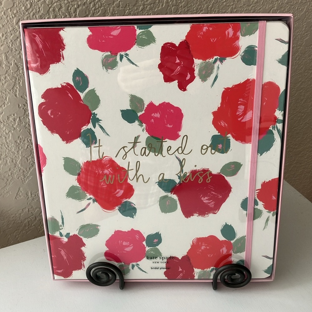 Kate Spade New York Bridal Planner - Brushy Rose Bridal Planner (NWT)